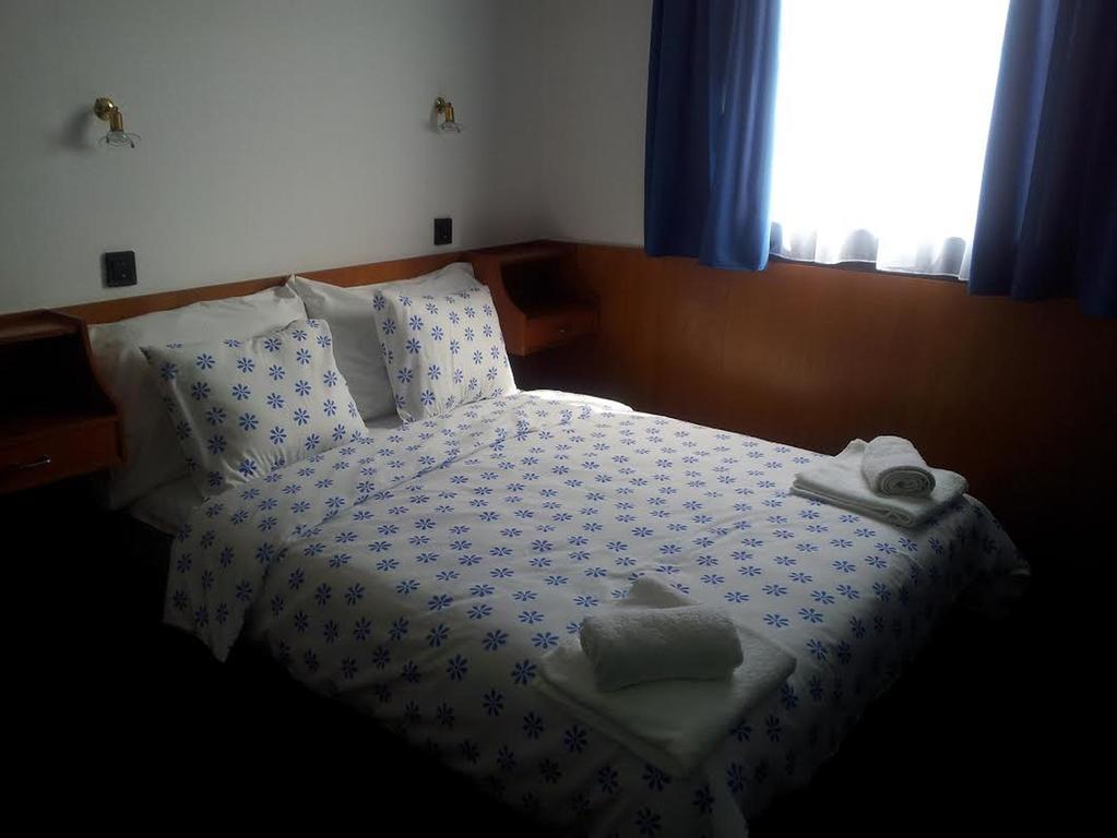 בודפשט Botel Hotel Lisa מראה חיצוני תמונה