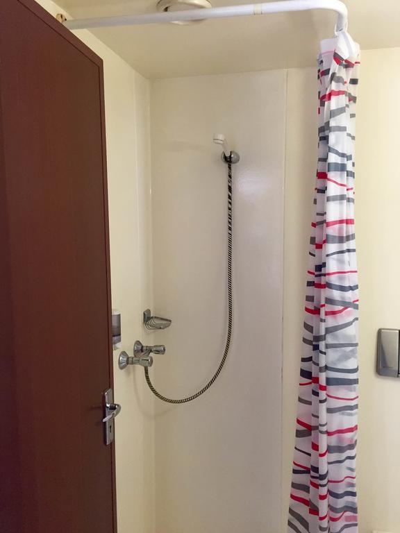 בודפשט Botel Hotel Lisa מראה חיצוני תמונה