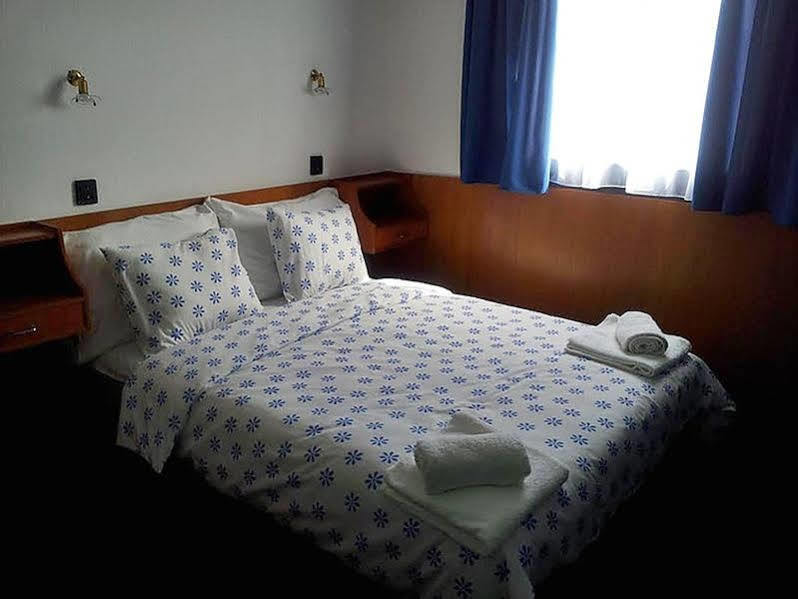 בודפשט Botel Hotel Lisa מראה חיצוני תמונה